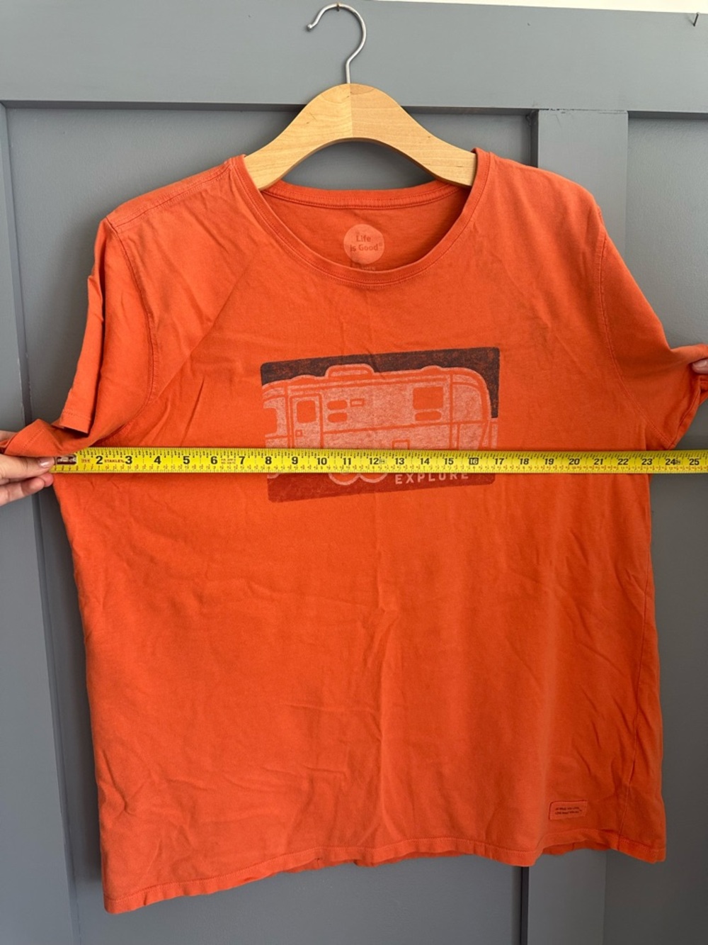 Life Is Good Orange Camper‎ Graphic Tee Women's - Picture 3 of 5